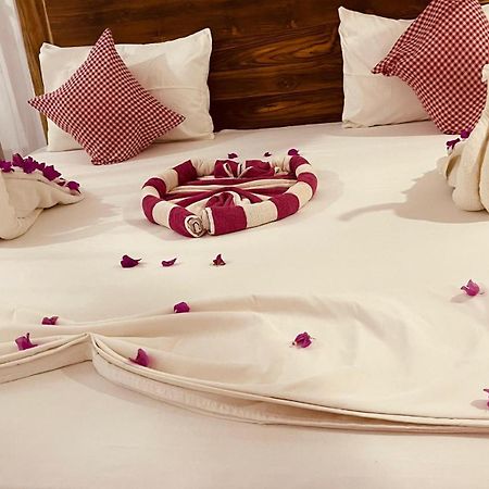 Swiss Kiss Beach Resort 乌普韦利 外观 照片