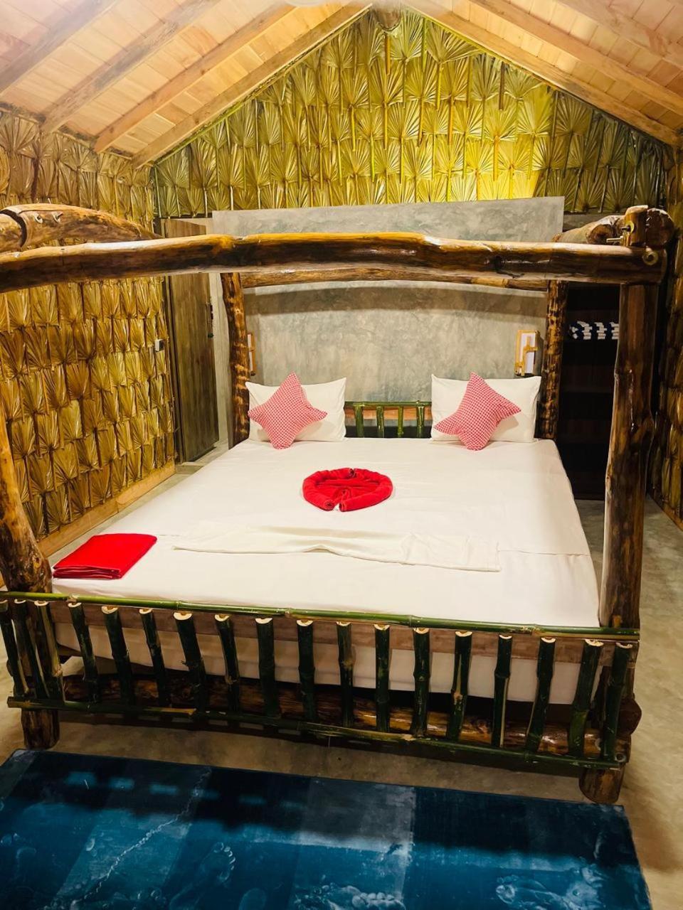 Swiss Kiss Beach Resort 乌普韦利 外观 照片