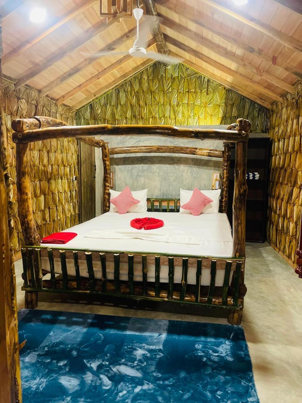 Swiss Kiss Beach Resort 乌普韦利 外观 照片