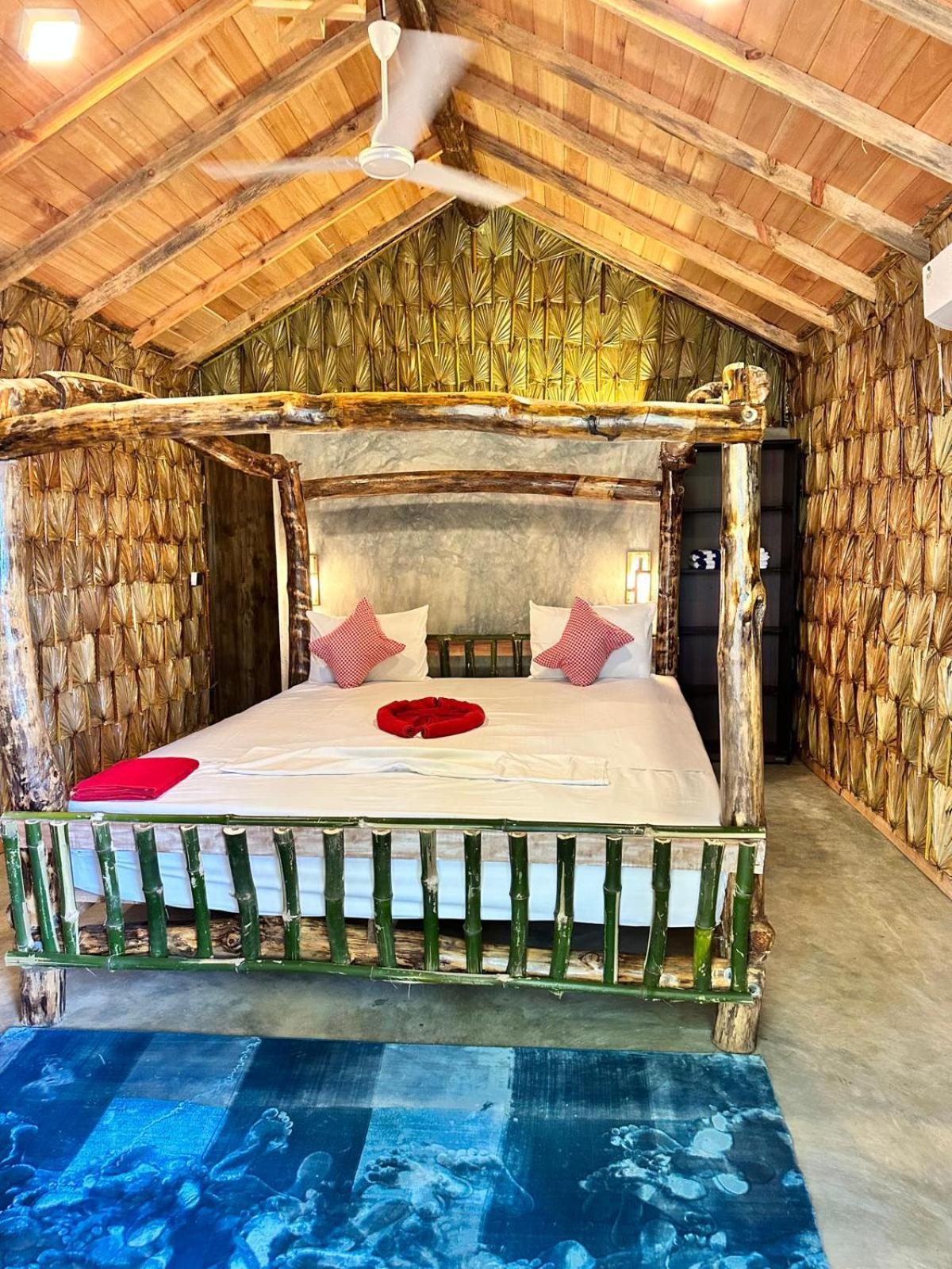 Swiss Kiss Beach Resort 乌普韦利 外观 照片
